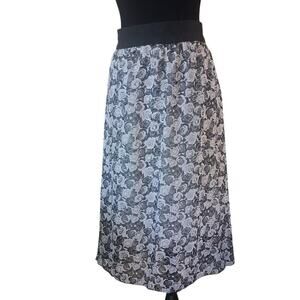 LuLaRoe Women Midi Skirt Black w/Roses Lightweight Elastic Waistband Size XL